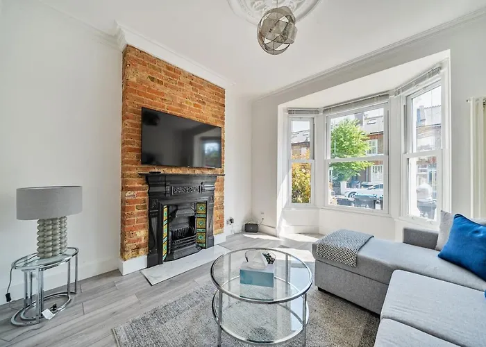 Amazing One Bed Flat Wimbledon