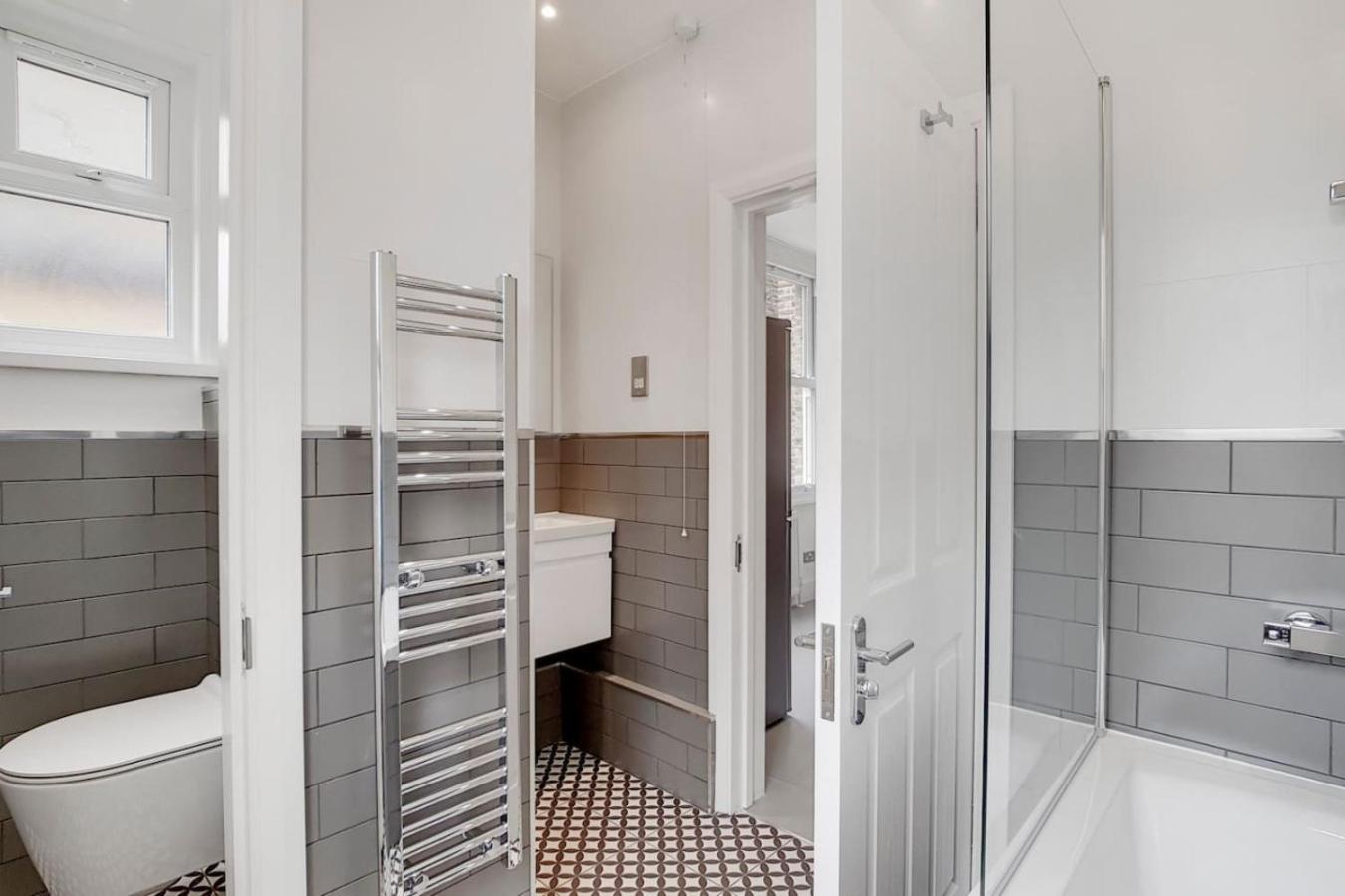 Amazing One Bed Flat Wimbledon Londres